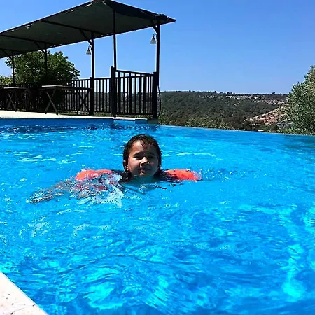 فندق Sema Adakoy